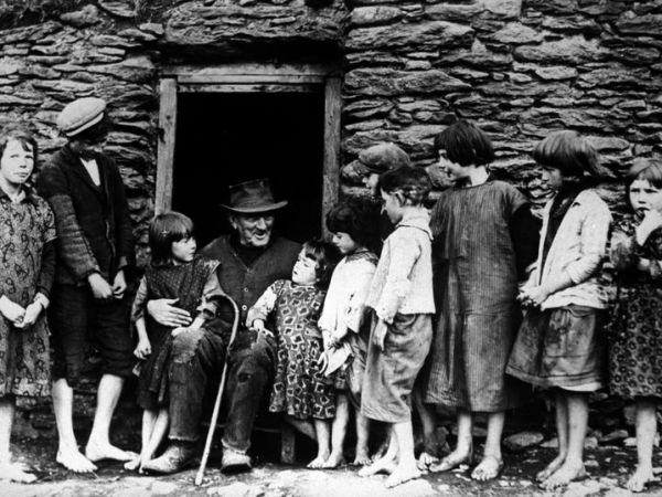 Memoria, Oratio, Scriptura: Truth and Method in Local&nbsp;Histories